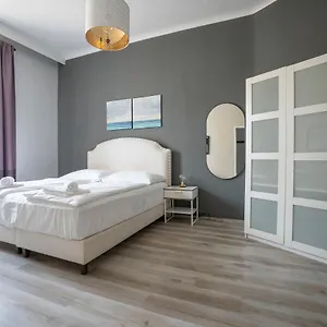 Brand New Charming Appartmet Near Augarten & Wien