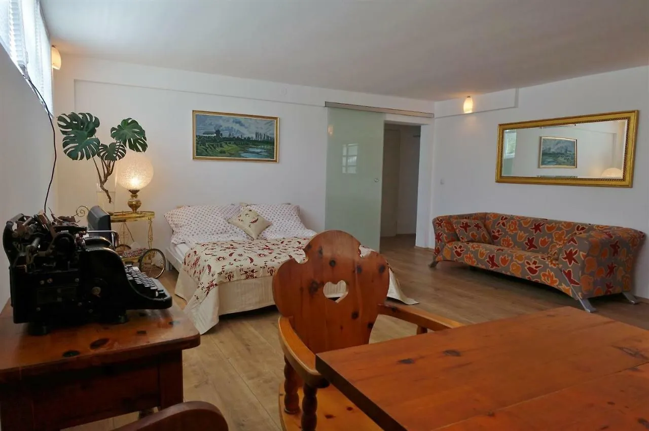 Austria Center - Wien An Der Donau Apartment